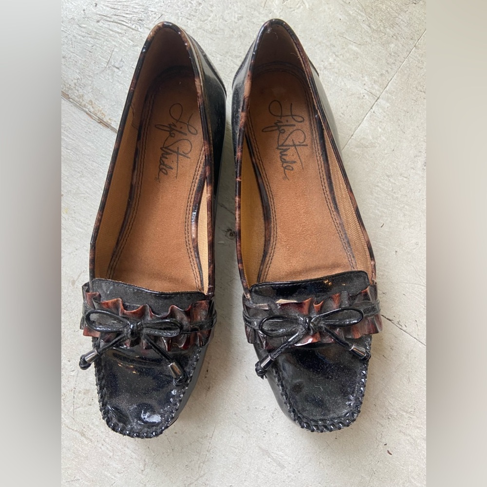 LIFE STRIDE SHOES
